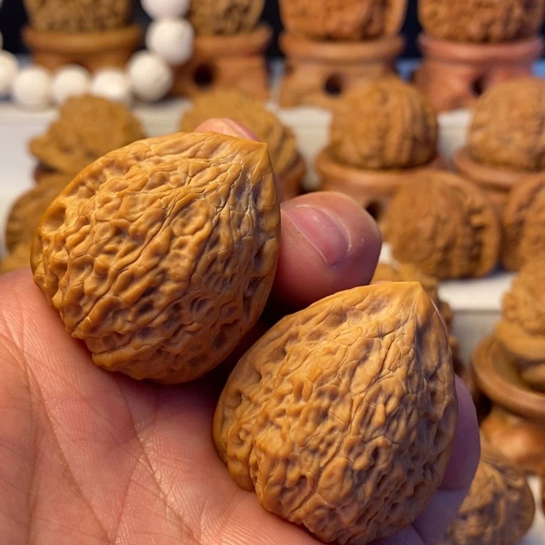 柏香籽/百香籽吊坠枫*