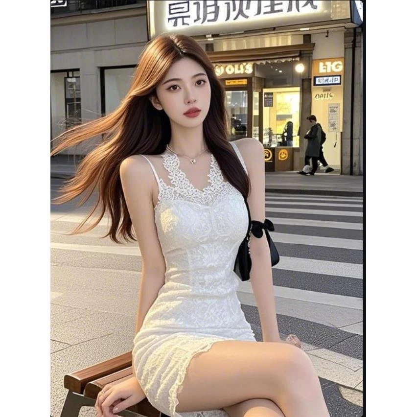 【现货】纯欲辣妹风白色法式蕾丝花边连衣裙女2025新性感紧身包臀裙