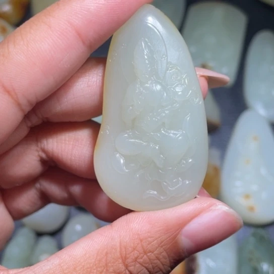 和田玉挂件未镶嵌大***人