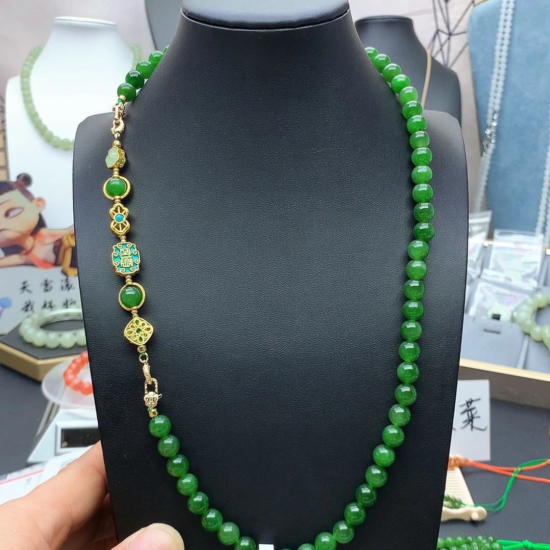 颈饰未镶嵌和田玉