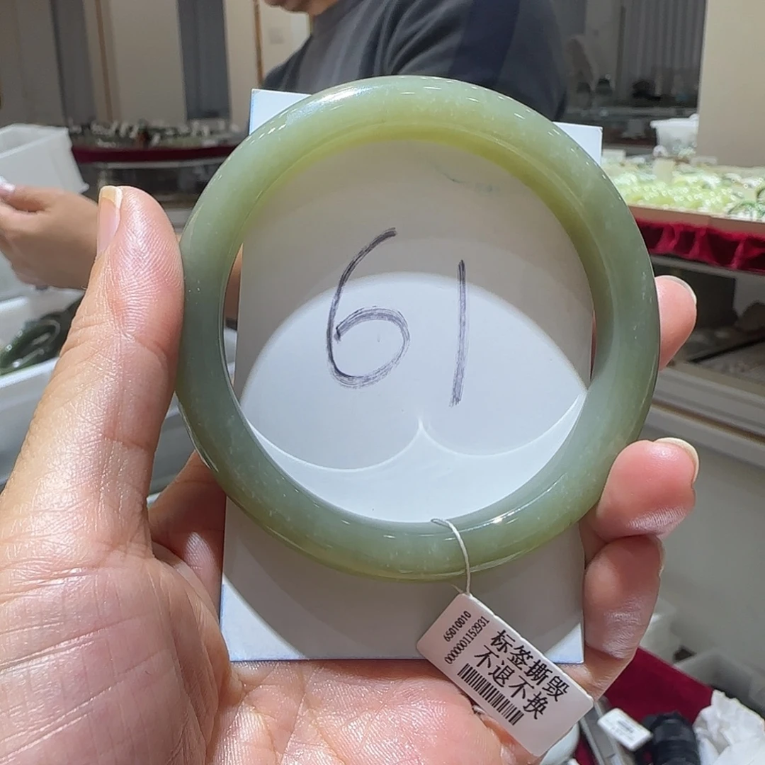 和田玉未镶嵌手镯1007