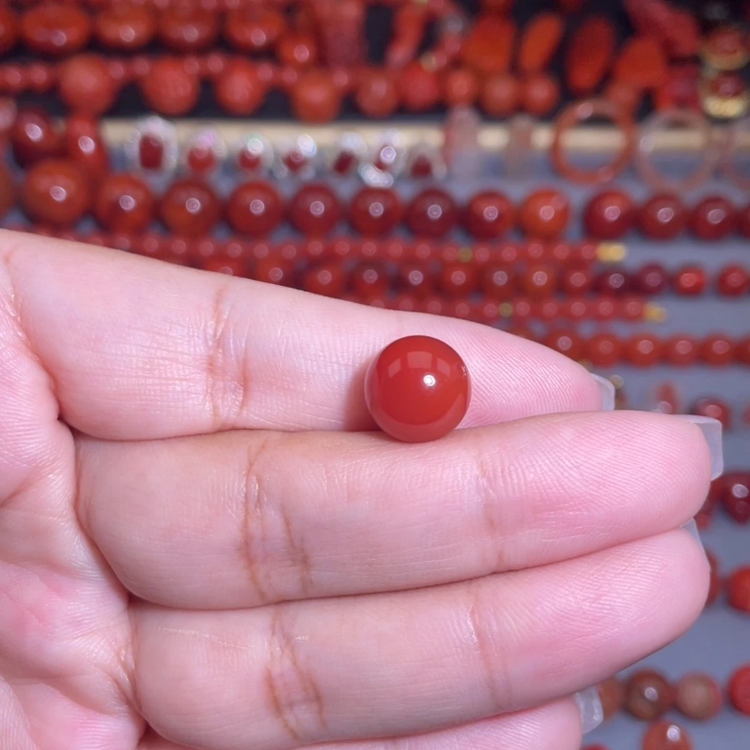 南红玛瑙圆珠未镶嵌武****郭
