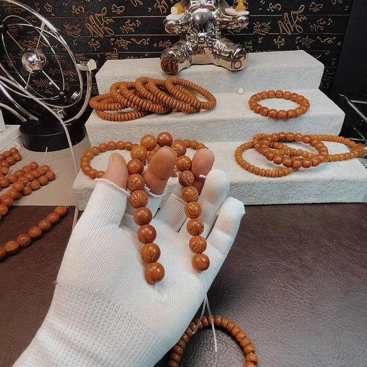 桃核吊坠神**征桃核光柱