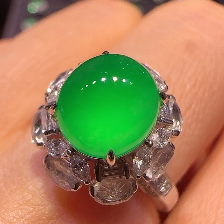 翡翠戒指18K金镶嵌戒指