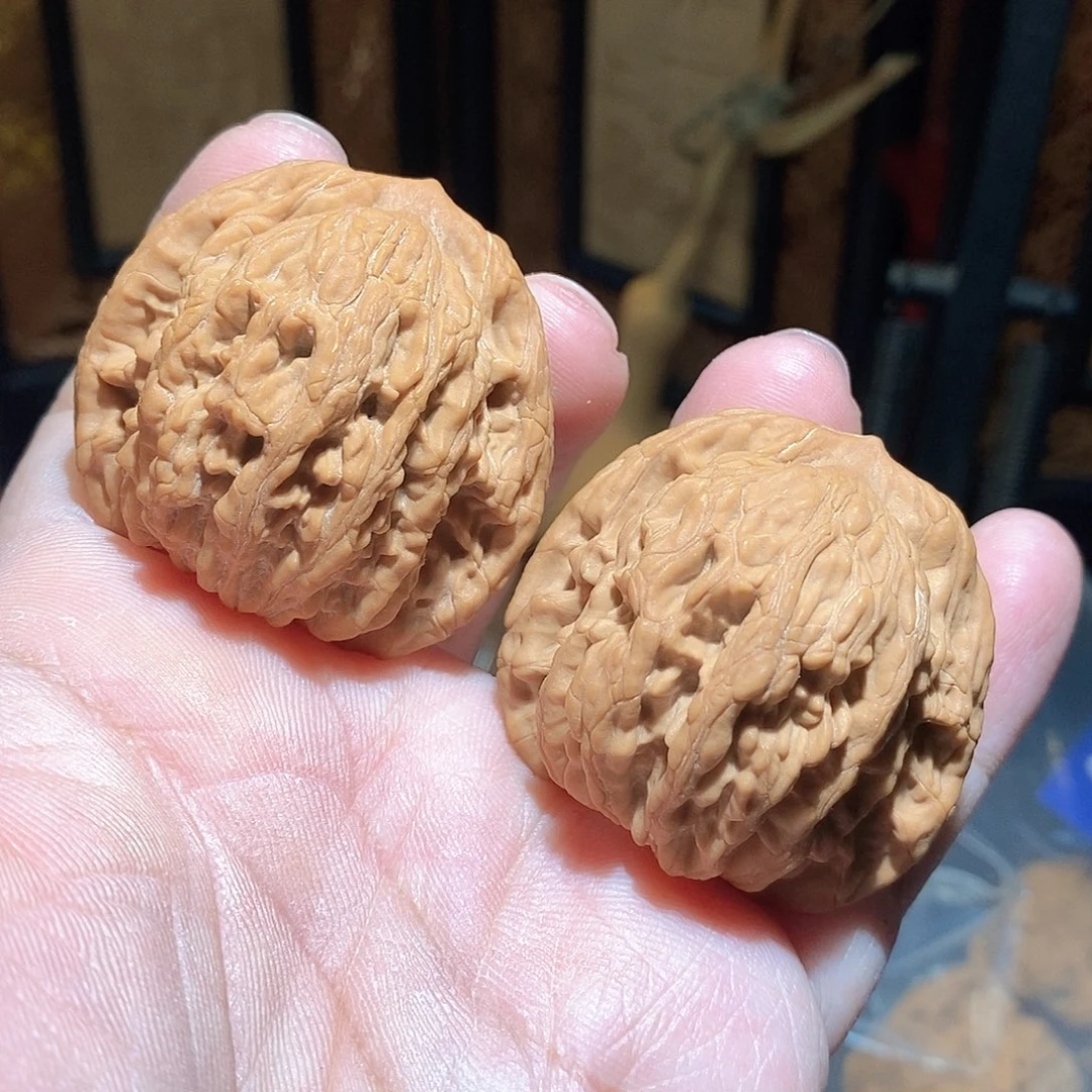 文玩核桃把件42虎头全品