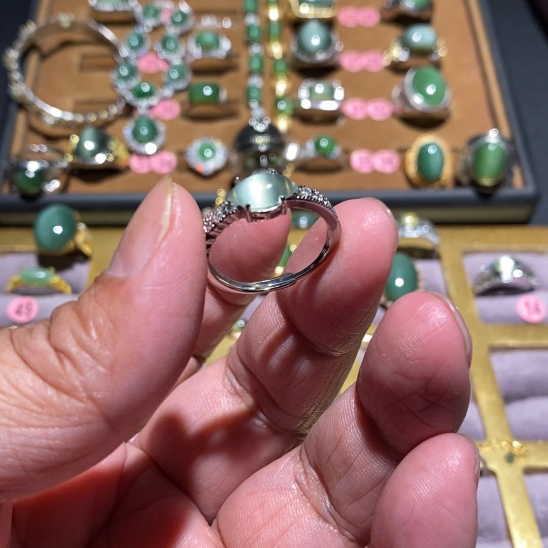 和田玉（碧玉）戒指未镶嵌