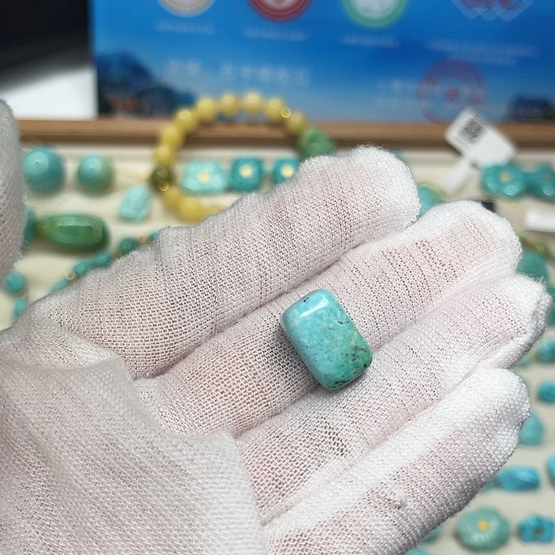 绿松石未镶嵌珠宝半成品