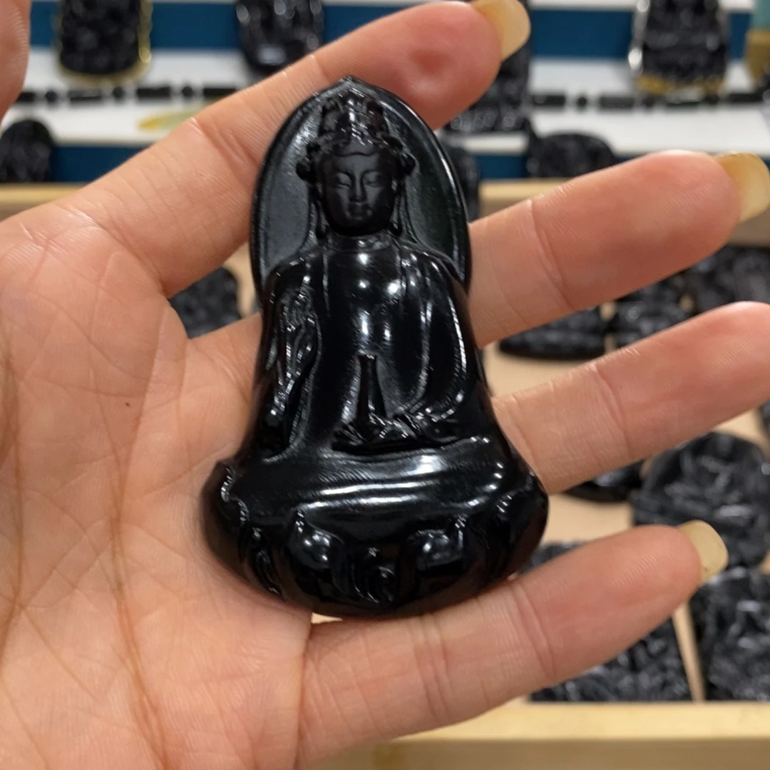江***育未镶嵌蛇纹石玉吊坠