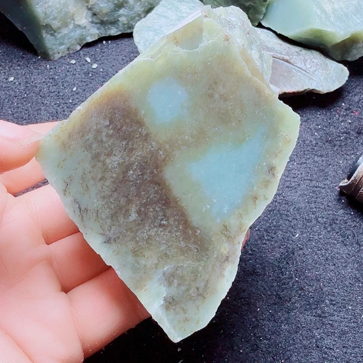 未镶嵌和田玉（糖玉）珠宝半成品