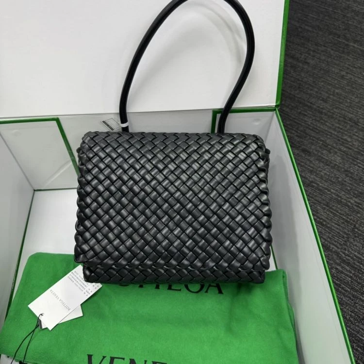 99新/葆蝶家/C8859090488/[251111SWB]