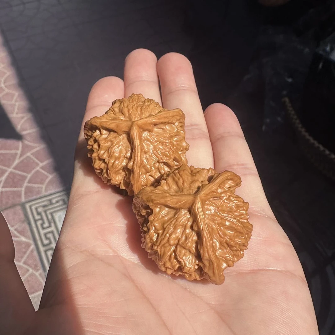 【老胡涞水麻核桃协会】16 G49784-极致打底三棱核桃-尺寸40mm-