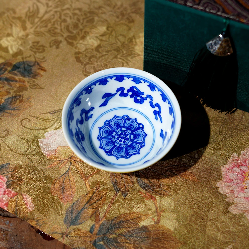 景墨春风帝王黄宝相宫碗杯—80m
