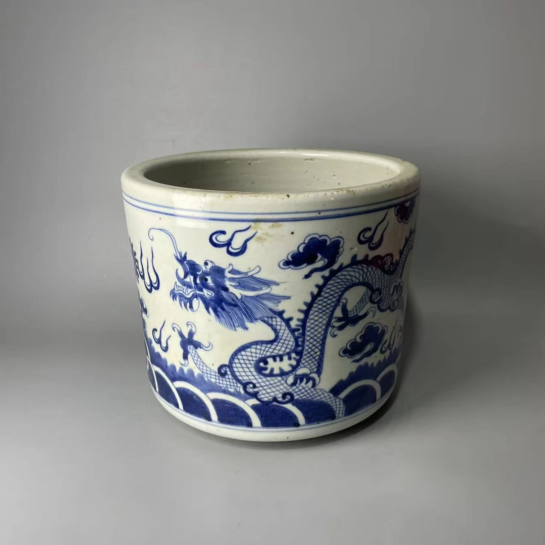 青花海水龙纹香炉