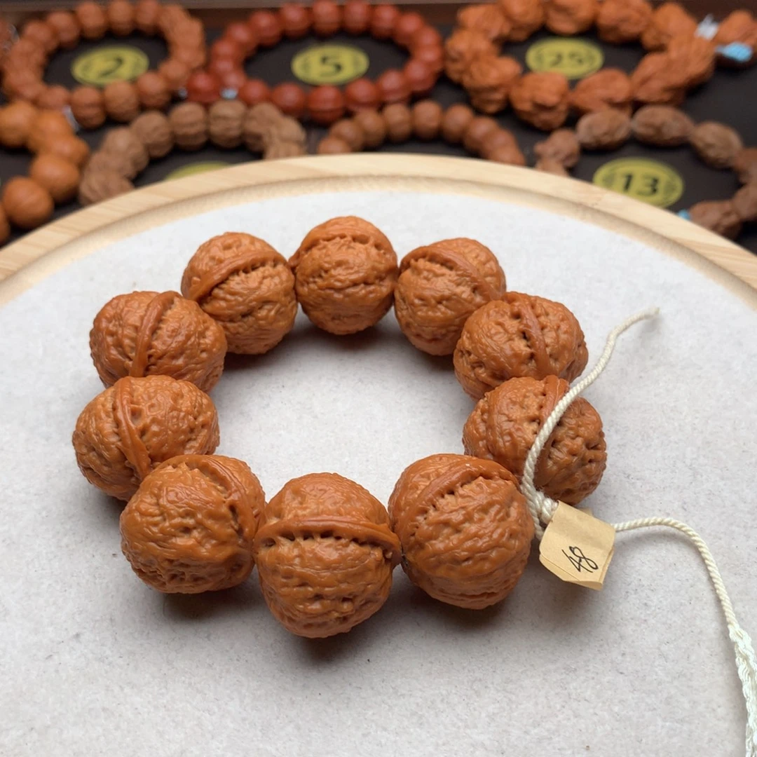 文玩核桃手串肉球