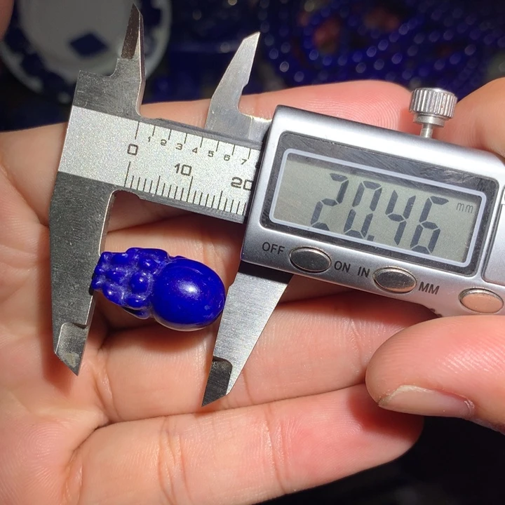 青金石未镶嵌20*11貔恘