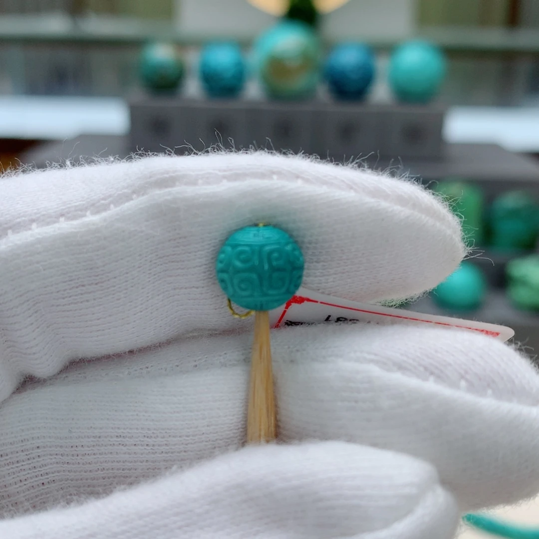 未镶嵌绿松石珠宝奇石