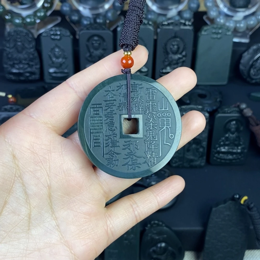 ****️颈饰未镶嵌和田玉