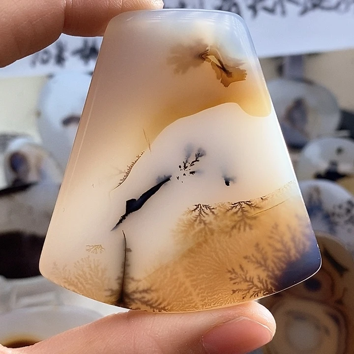 玛瑙/玉髓颈饰未镶嵌