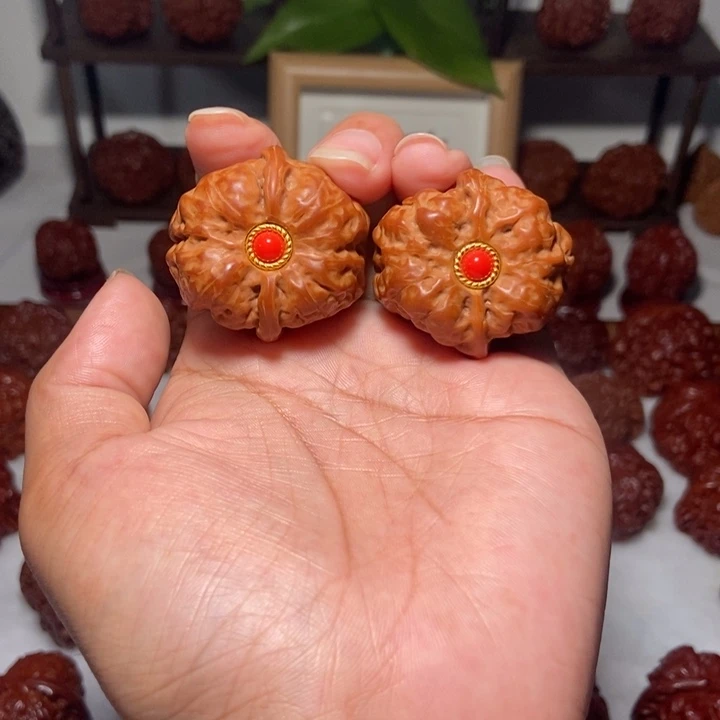 千***苦文玩核桃吊坠蛤蟆头