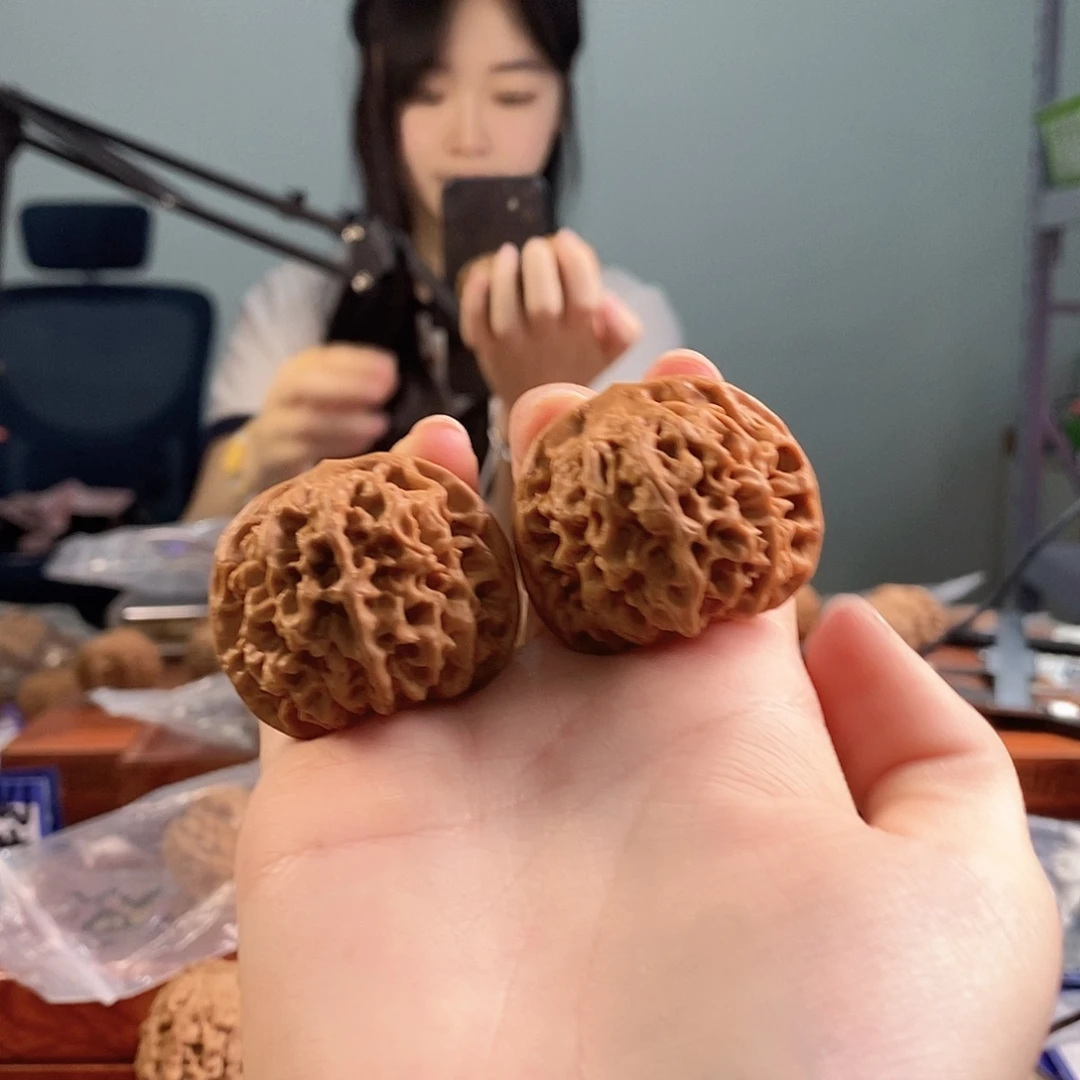 文玩核桃吊坠39秦闷