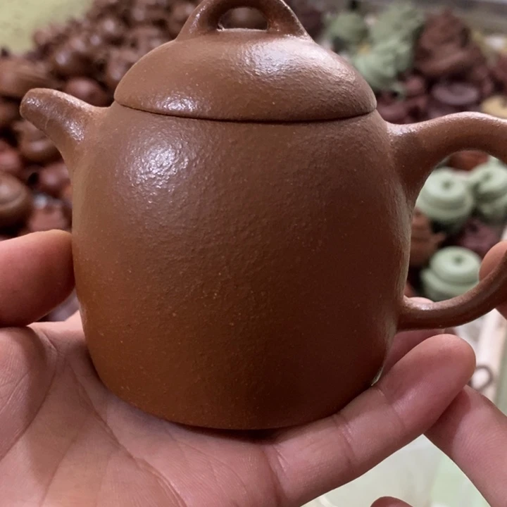 紫砂茶壶黄降坡秦