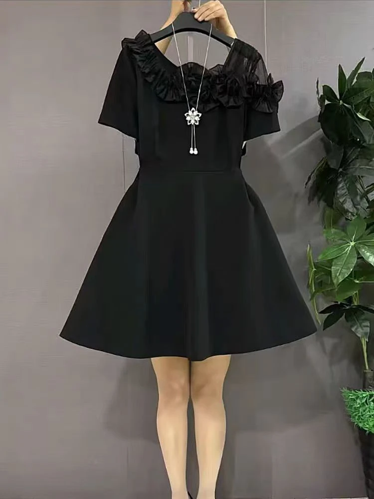 825069网纱花朵连衣裙