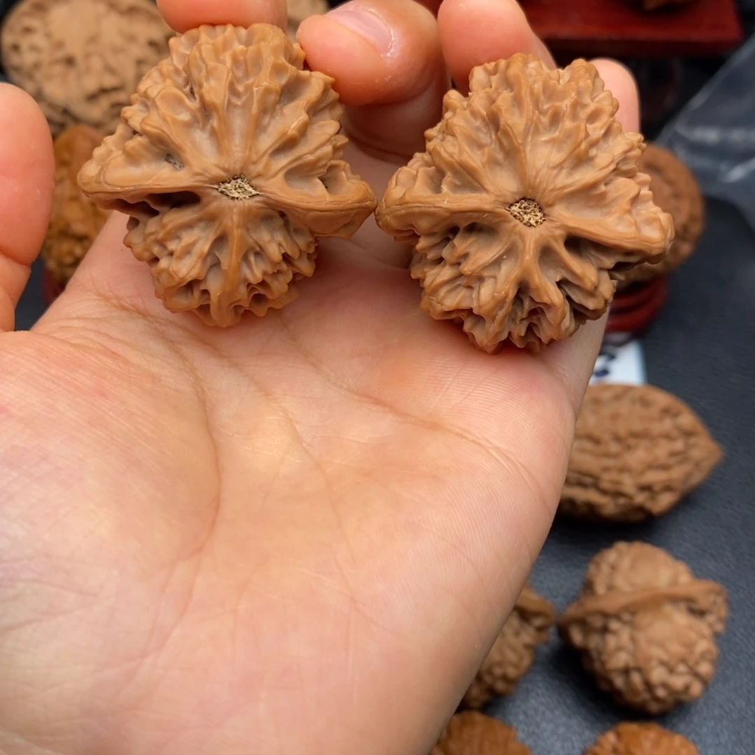 文玩核桃把件佐*飛秦岭文玩核桃