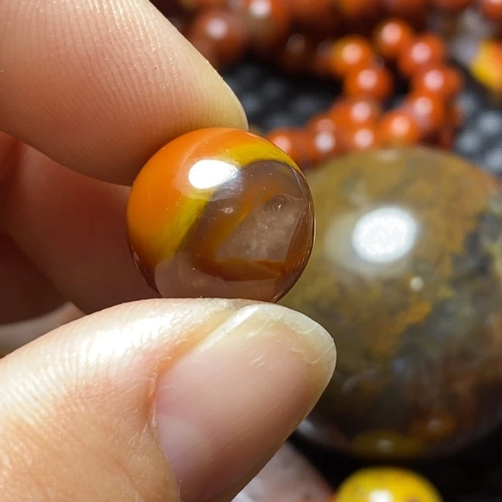 玛瑙/玉髓颈饰未镶嵌黔*