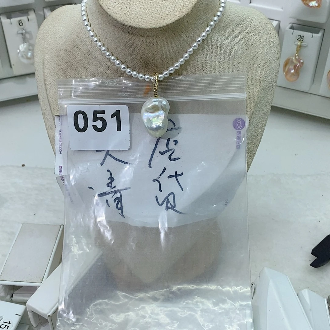 淡水珍珠颈饰合金