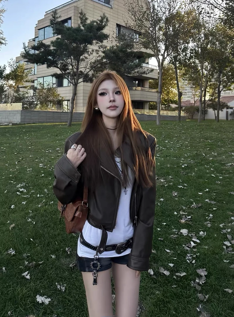 LLJ史塔克短款夹克辣妹棕色长袖春上衣机车服Pu皮外套女