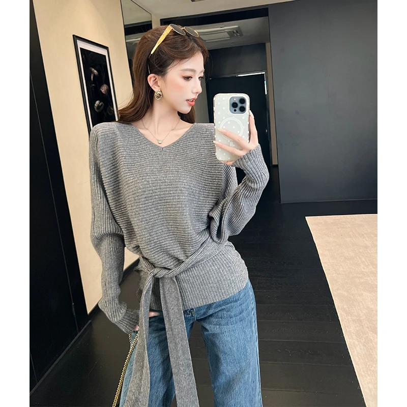 韩系慵懒风V领长袖针织衫女秋冬新款气质绑带收腰显瘦设计感上衣