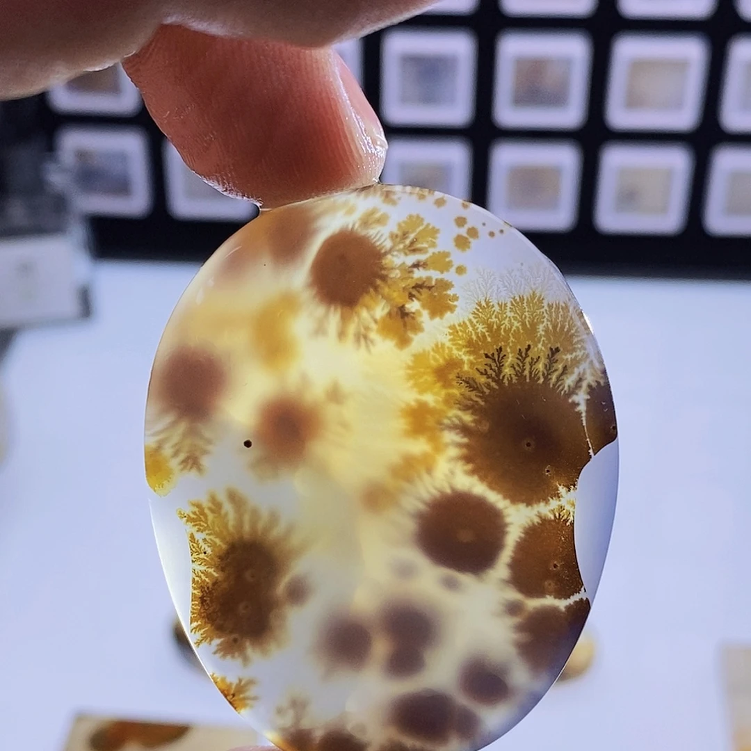 玛瑙/玉髓未镶嵌吊坠(不含链)75
