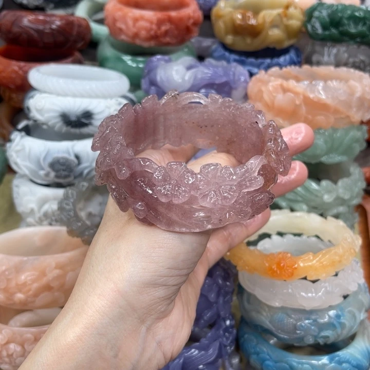 用***2石英岩玉未镶嵌手镯