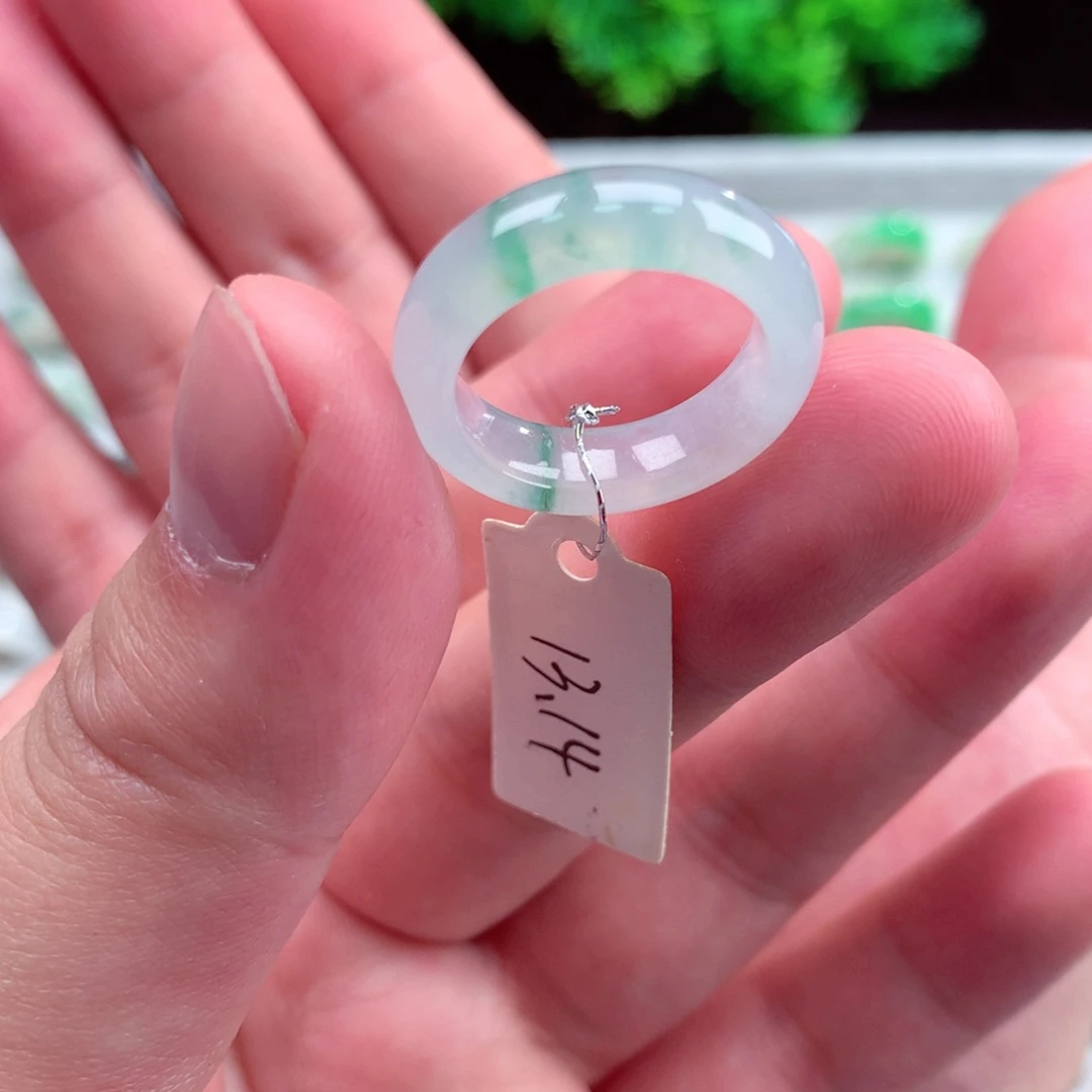 未镶嵌戒指翡翠天然