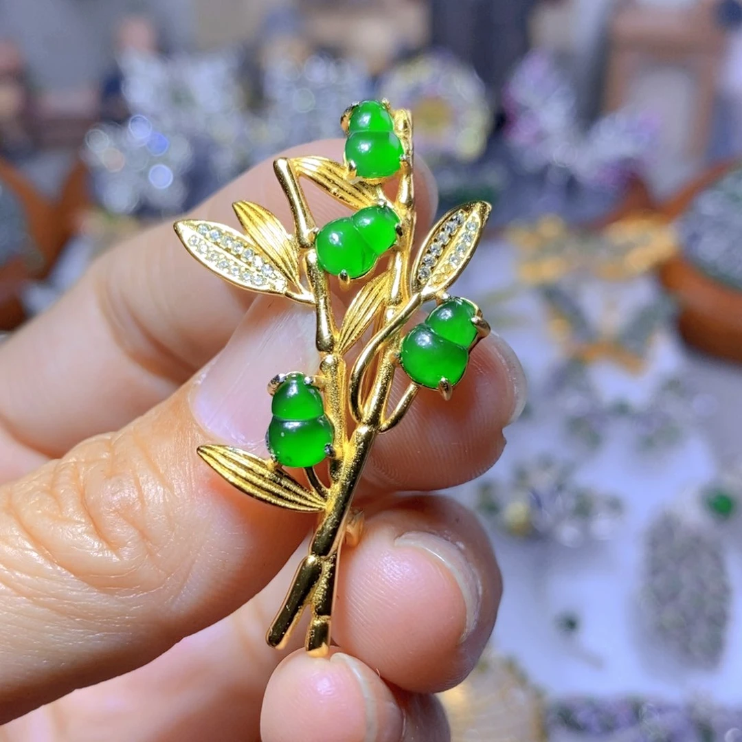 翡翠耳钉银S925镶嵌天然翡翠