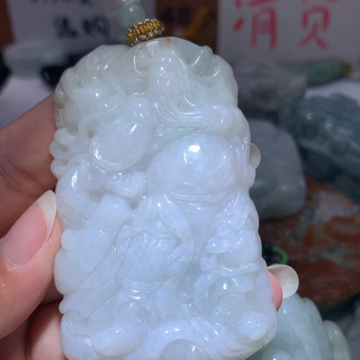 翡翠未镶嵌颈饰保真天然A货翡翠