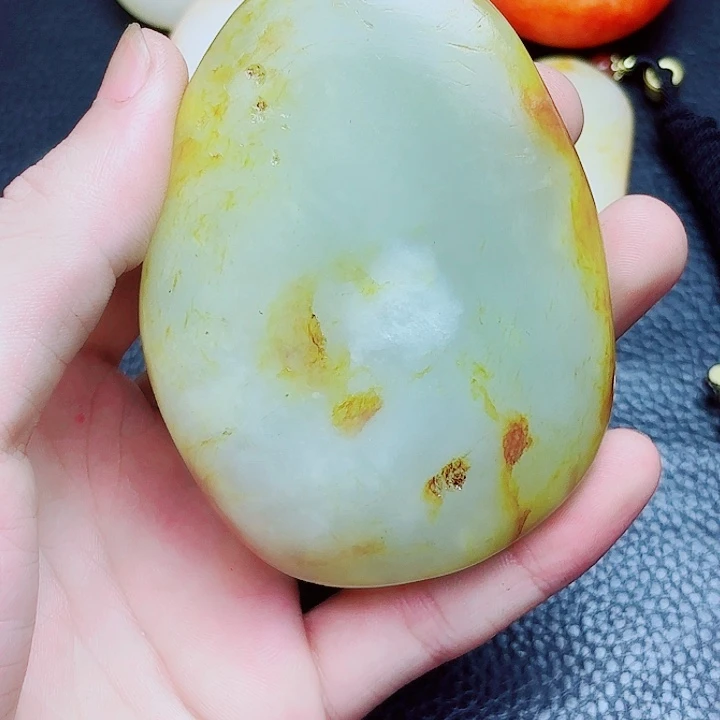 未镶嵌和田玉挂件