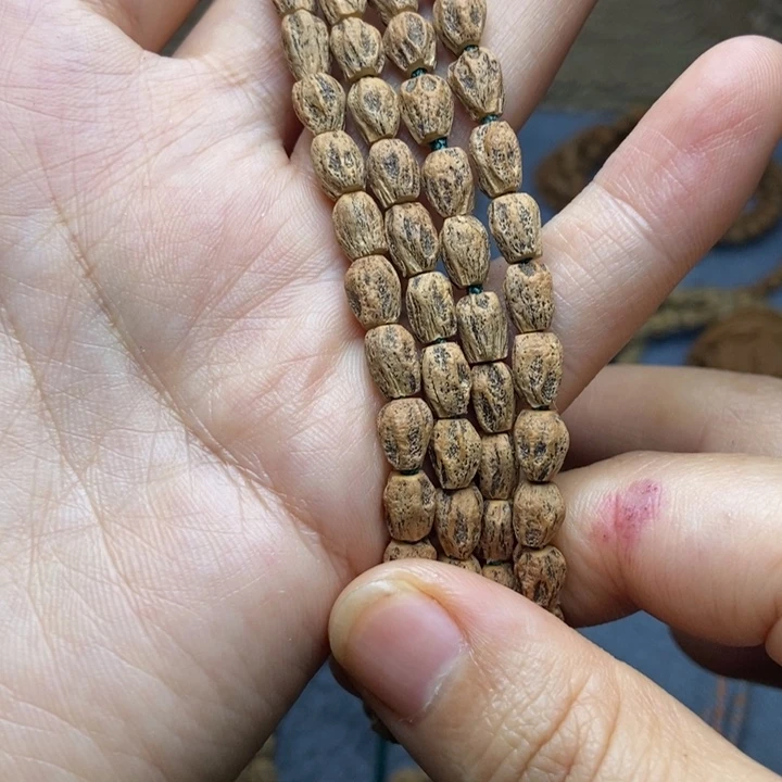 【闪购商品】吊坠柏香籽/百香籽J***b