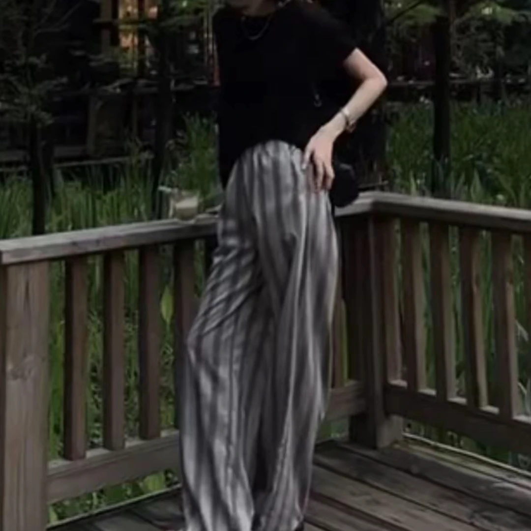 新款遮肉纯色上衣休闲条纹宽松显瘦阔腿长裤