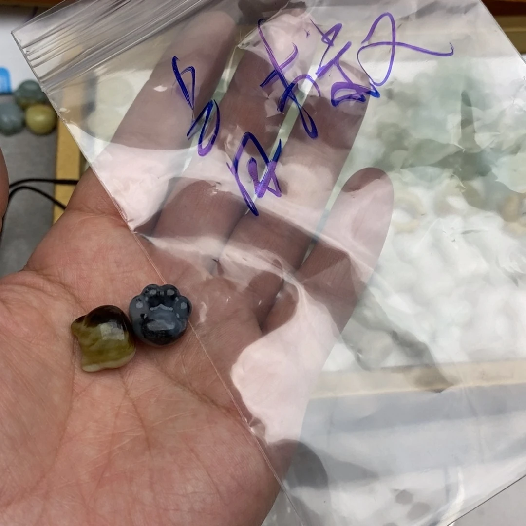 岫玉纯天然岫玉假一赔十未镶嵌