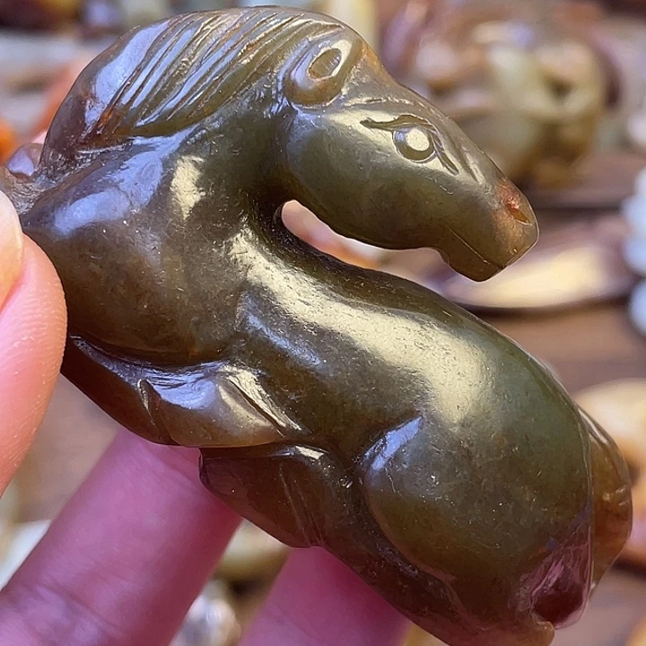 未镶嵌和田玉（糖玉）挂件