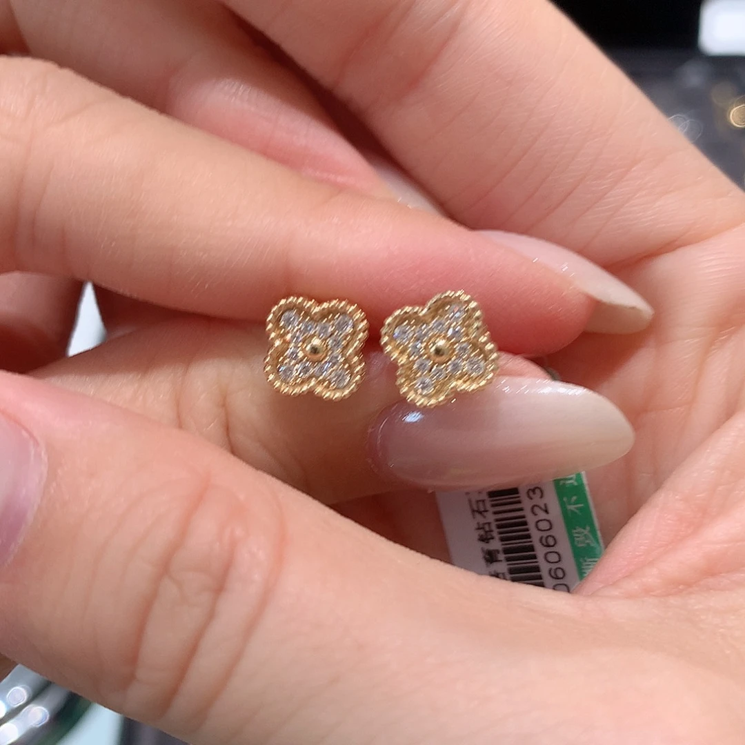 18K金镶嵌实验室培育钻石