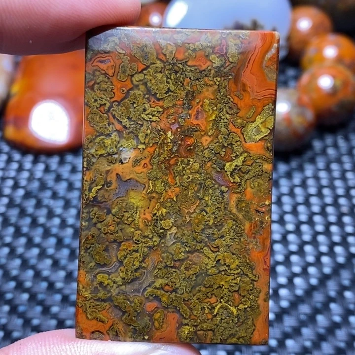 玛瑙/玉髓颈饰未镶嵌郑**闫