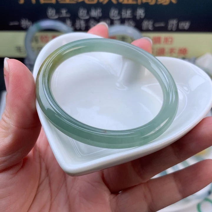 【闪购商品】未镶嵌定制翡翠5152圈
