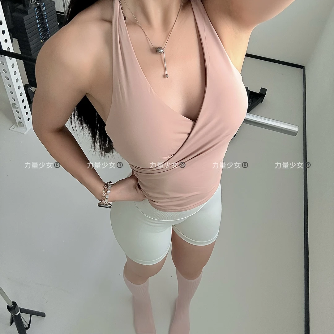 力量少女—性感欧美肯豆风V领交叉挂脖带胸垫瑜伽背心运动健身外穿