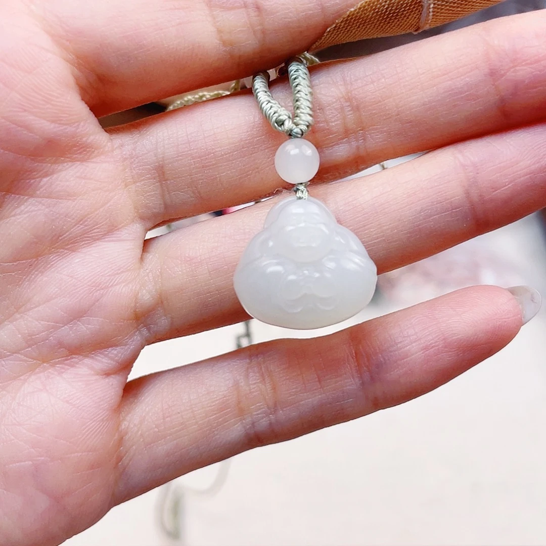 和田玉未镶嵌吊坠(赠链)