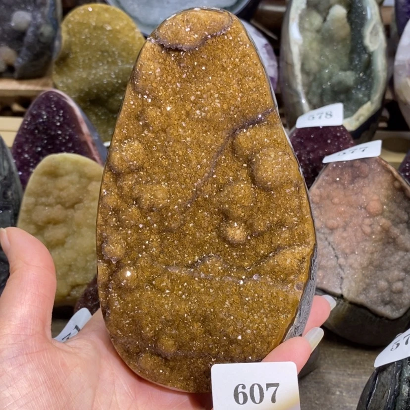 【闪购商品】未镶嵌大型摆件（非配饰）紫晶