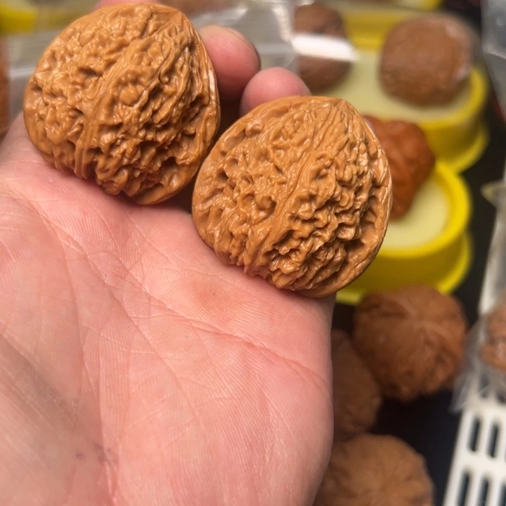 核桃L****1南疆，40已打底