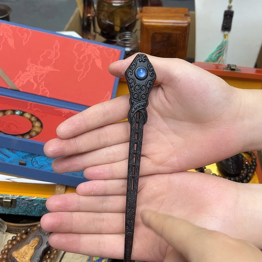 大叶紫檀（黑酸枝木类）