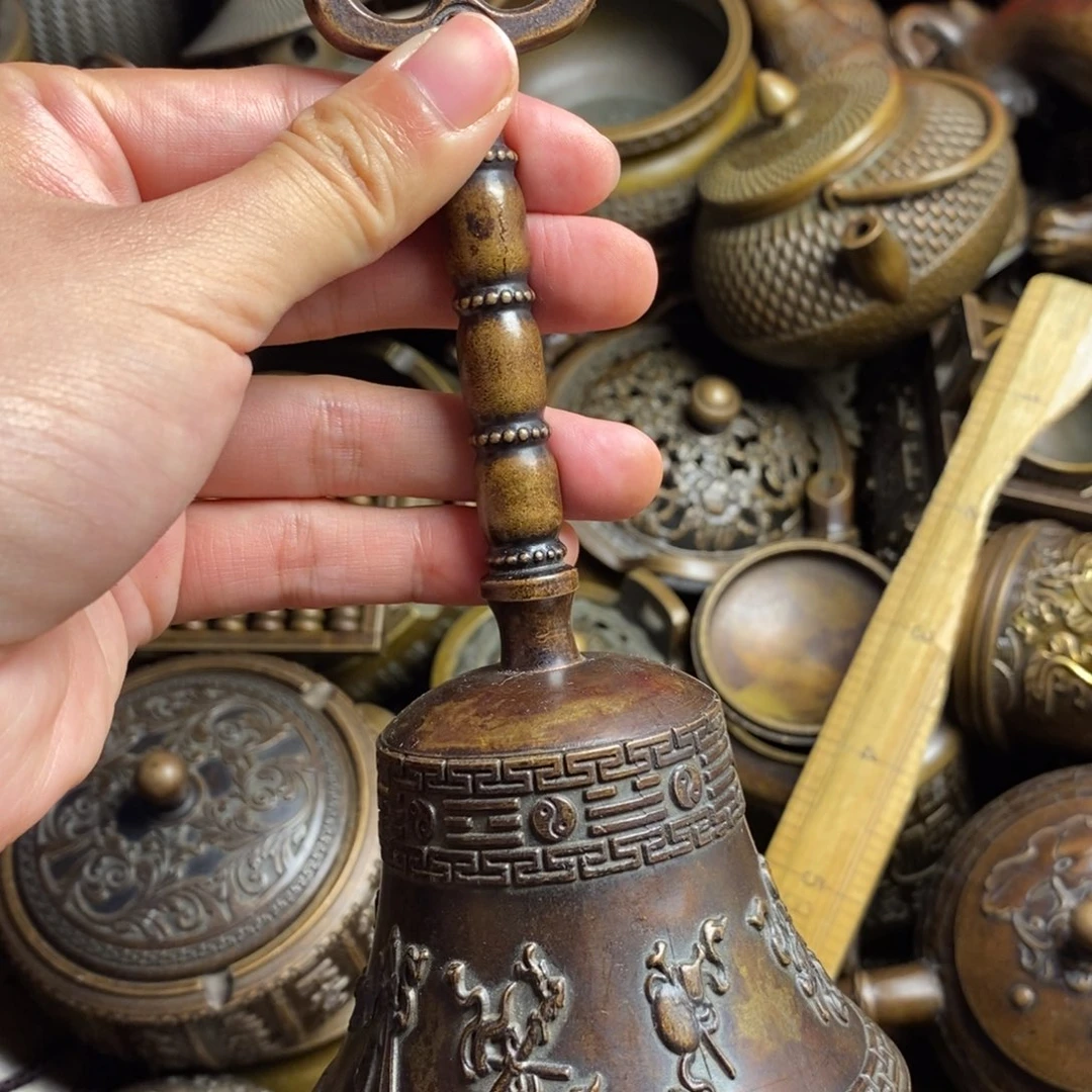 精美铜器做工精良